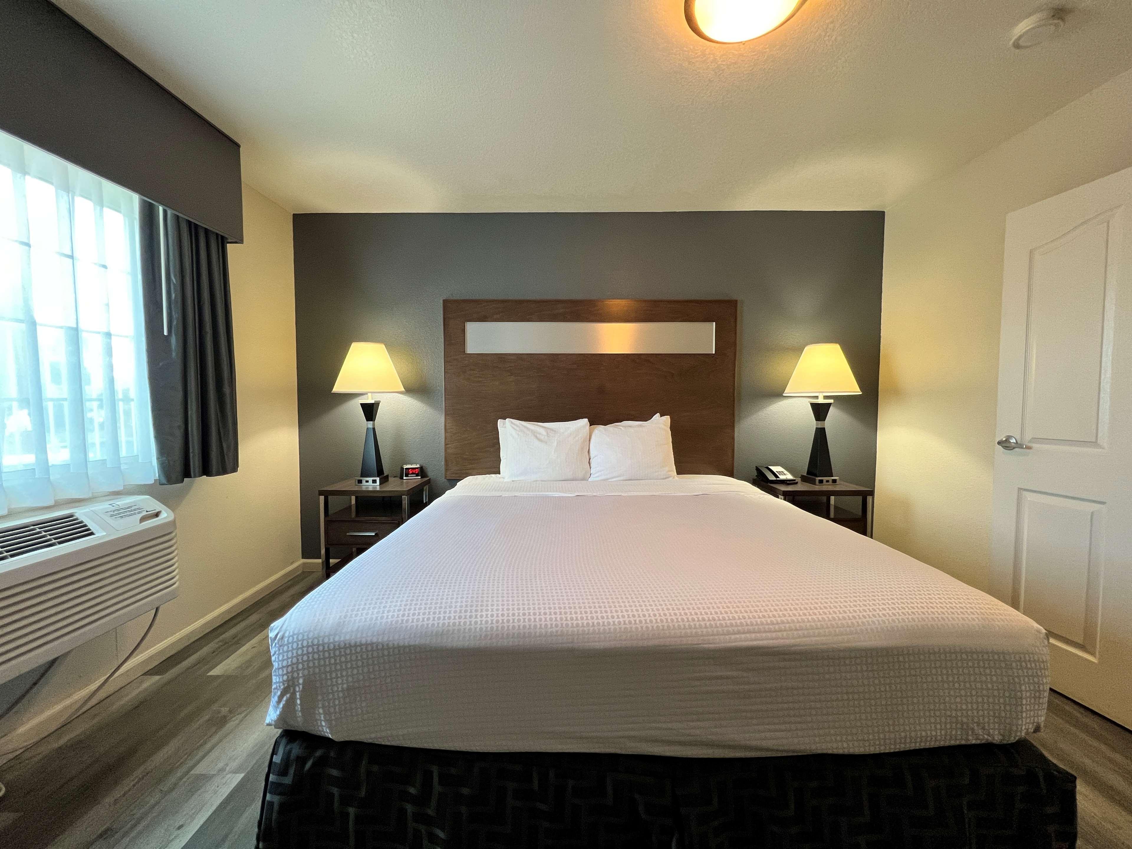 Best Western Americana Dinuba Exterior photo